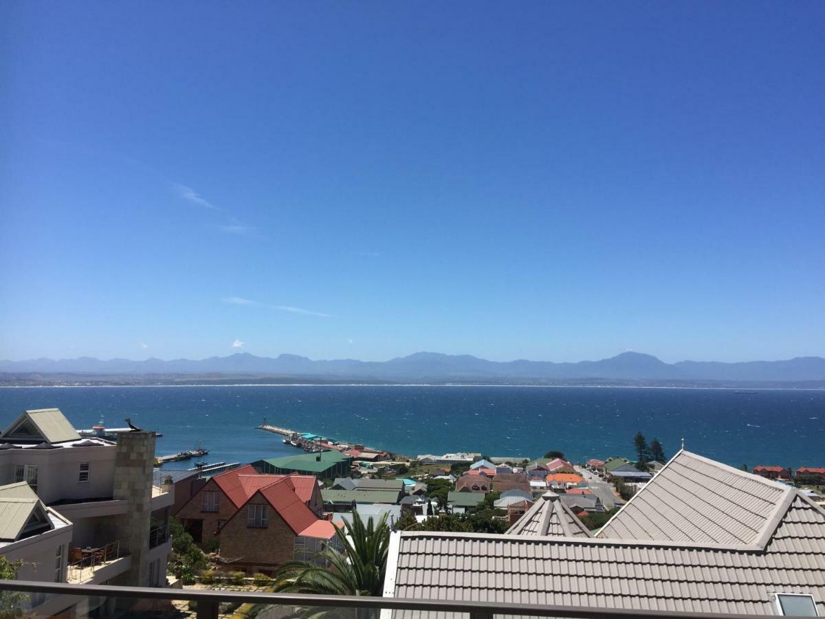 Vue Port Hotel Mossel Bay Exterior photo